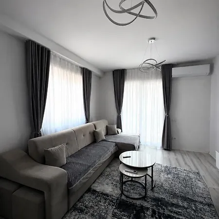 شقة House Albania Kamez