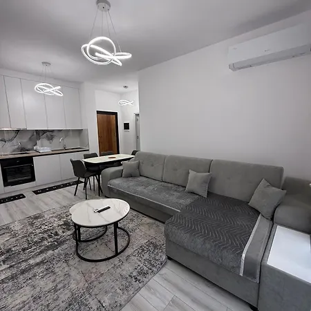 House Albania شقة
